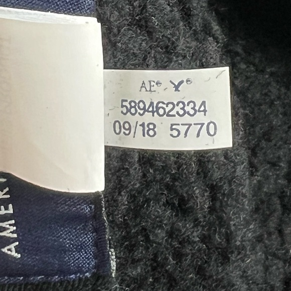 American Eagle Faux Fur Lined Ball Cap - Picture 9 of 9